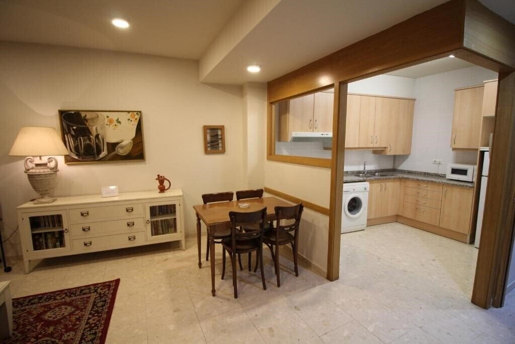 Зображення Apartaments St. Jordi Comtal 3*