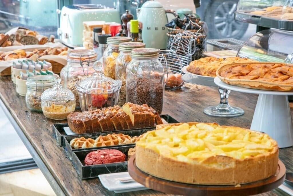 Изображение Niu Barcelona 3*