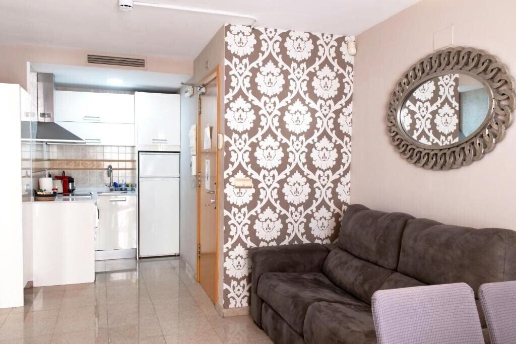 Картинка Apartments Ramblas 108 3*