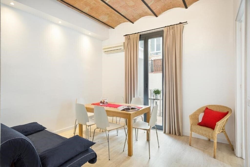 Изображение Bcnstop Parc Guell 3*