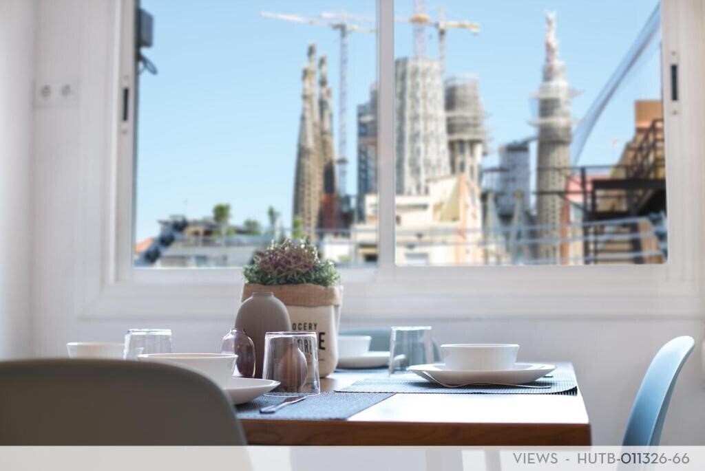 Отель Suite Place Barcelona 3*
