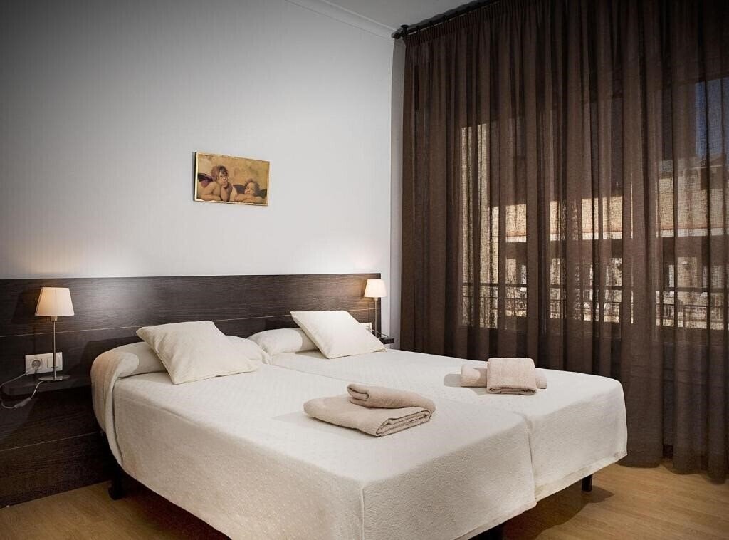 Отель Classbedroom Apartments Vi 4*