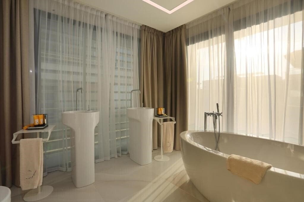 Фотография Cosmo Apartments 4*