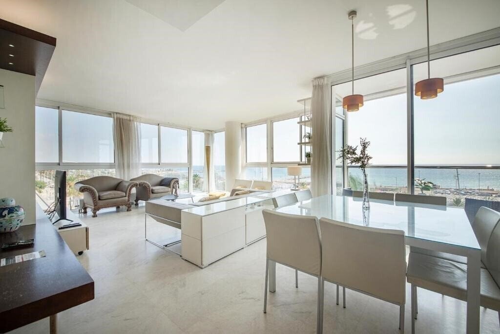 Отель You Stylish Beach Apartments 4*