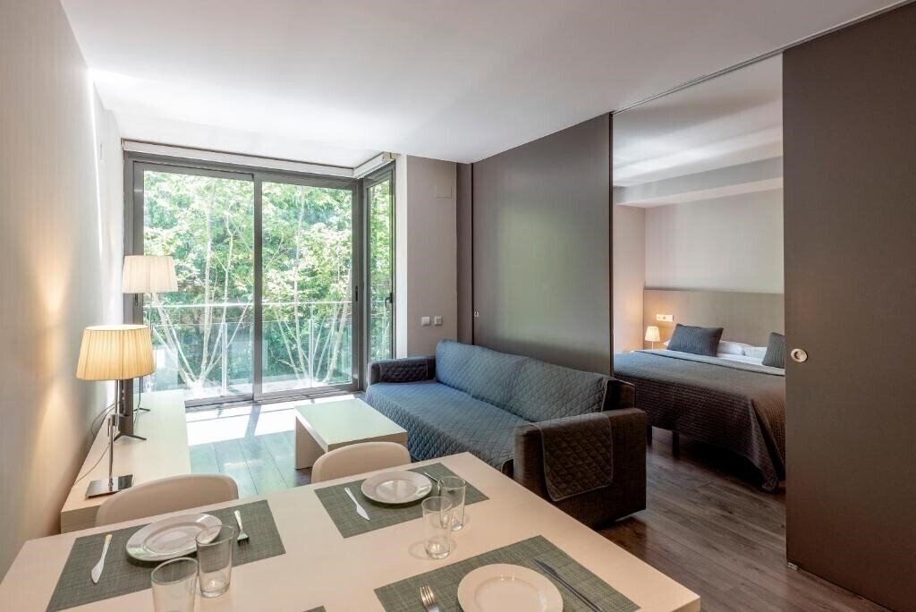 Отель Espais Blaus Apartments 3*