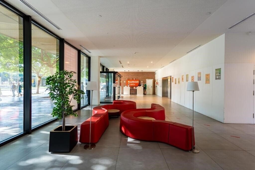 Фотография Easyhotel Barcelona Fira 1*