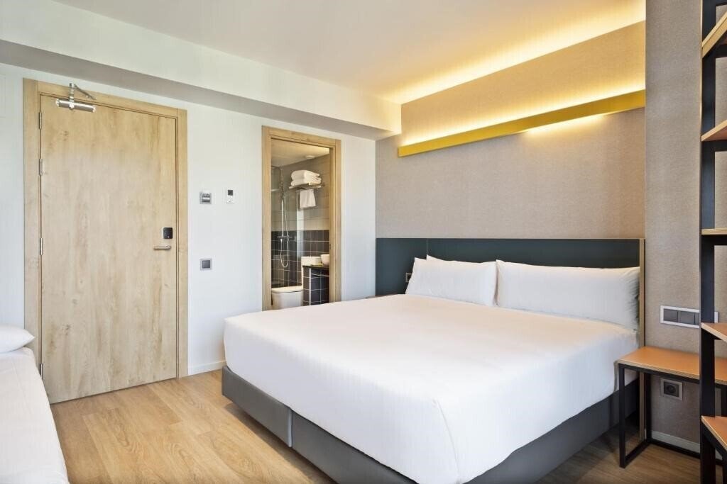 Готель Hotel Brick Barcelona 1*