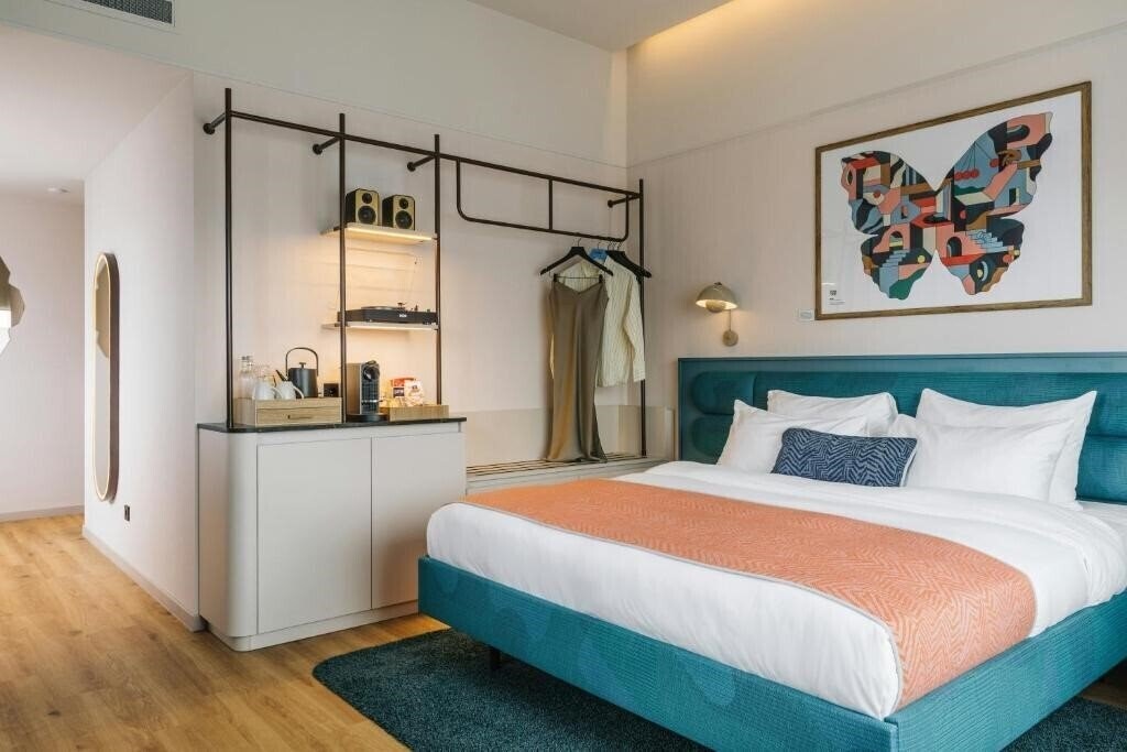 Фото The Social Hub Barcelona Poblenou 3*