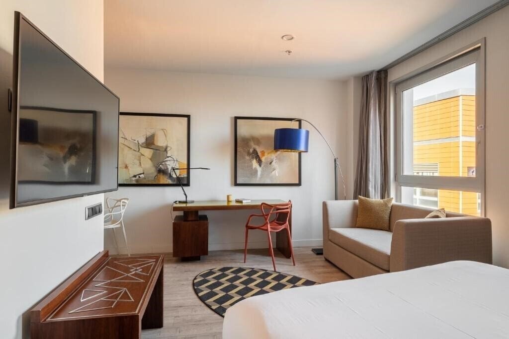 Картинка Naitly Poblenou 4*