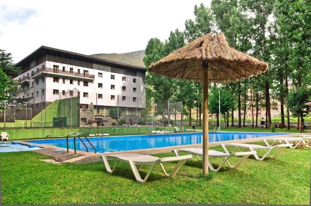 Отель SNO Condes del Pallars 3*