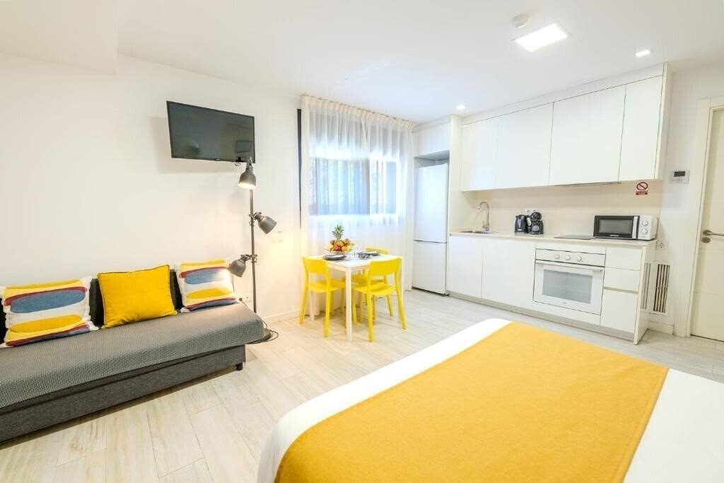 Фото Castell Beach 2*