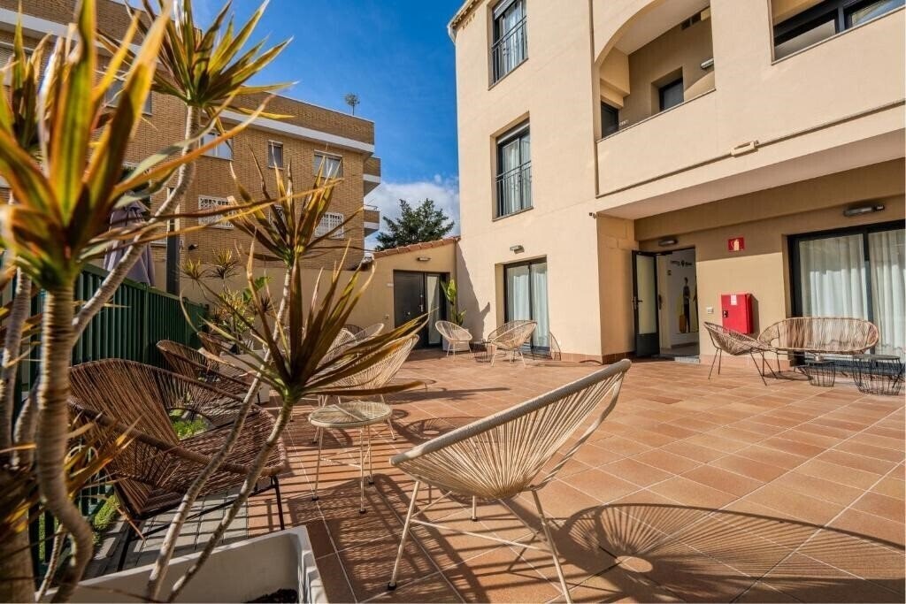 Картинка Castell Beach 2*