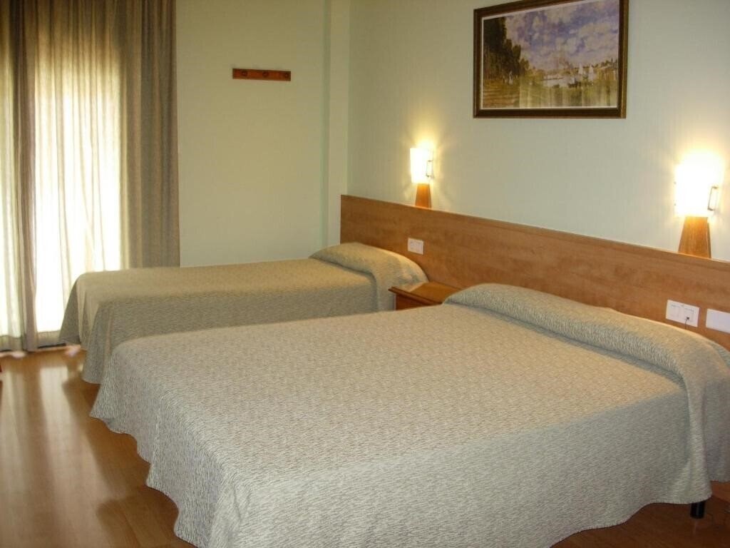 Фото Flora Parc 3*