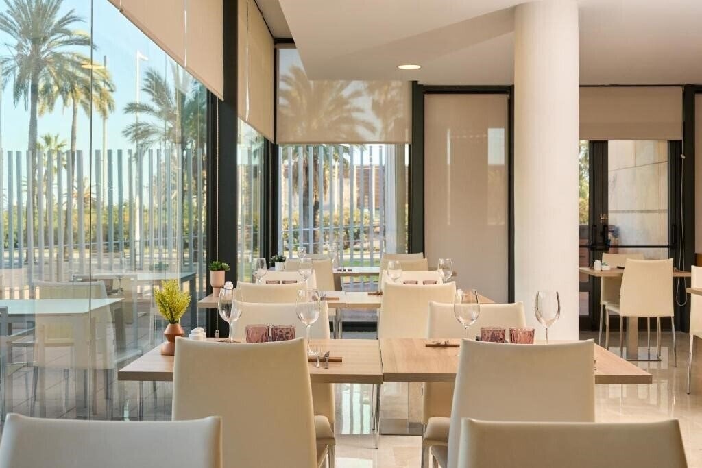 Фото Catalonia Barcelona Beach 4*