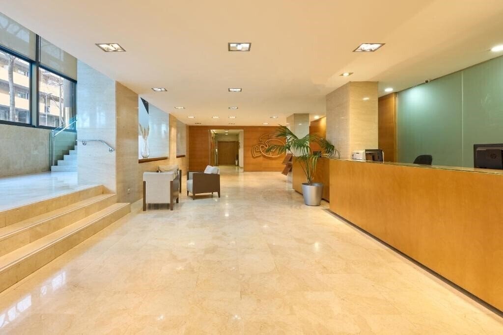 Картинка Catalonia Barcelona Beach 4*