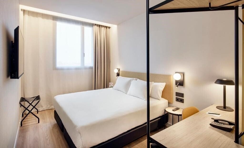 Фотография Sercotel Barcelona El Prat 4*