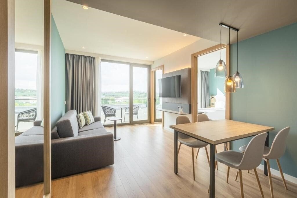 Картинка Holiday Inn Barcelona Sant Cugat by IHG 4*