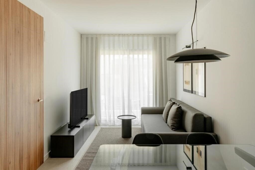 Готель Europa Apartments 4*