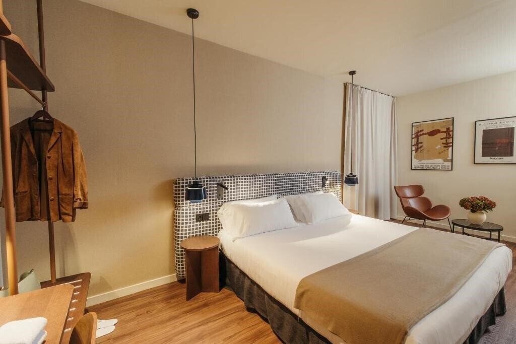 Картинка H Regas 2*