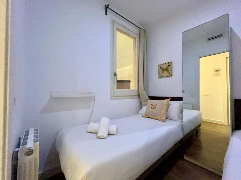 Фото BarcelonaForRent Tucson Suites 3*