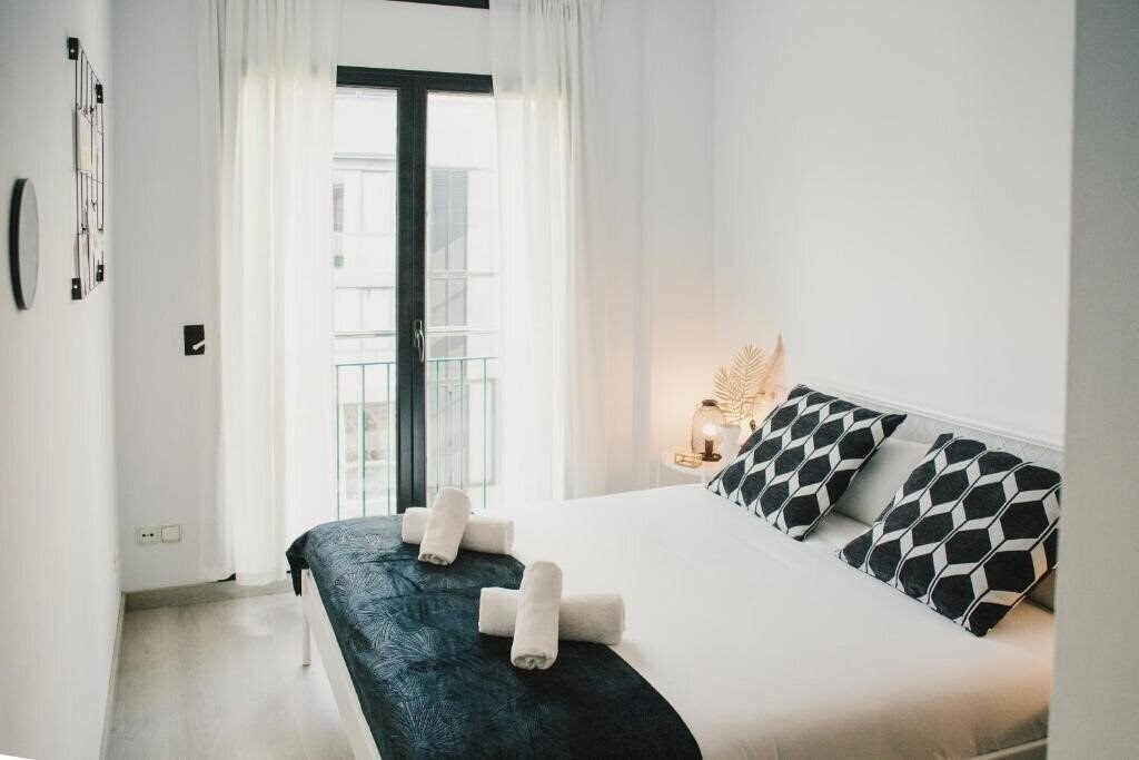 Отель BBarcelona Central Boutique Apartments 4*