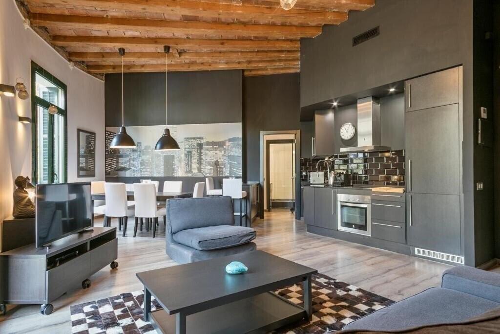 Готель Midtown Luxury Apartments 4*