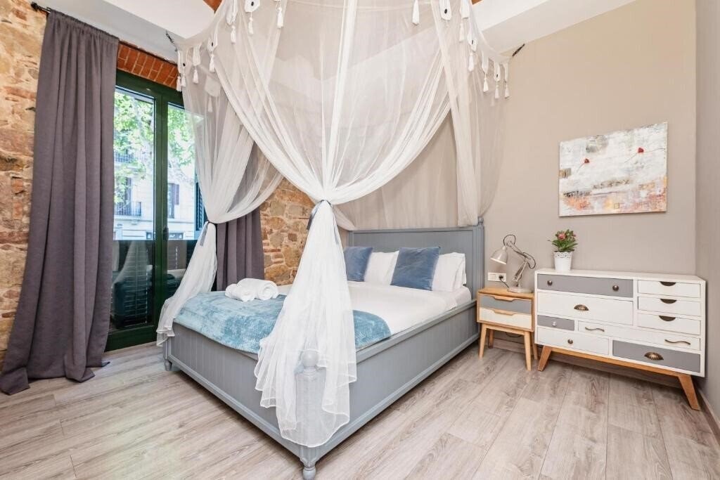 Картинка Midtown Luxury Apartments 4*