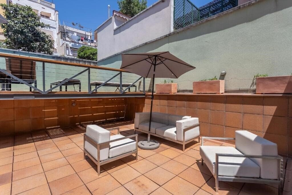 Фотографія My Space Barcelona Gracia Pool Terrace 4*