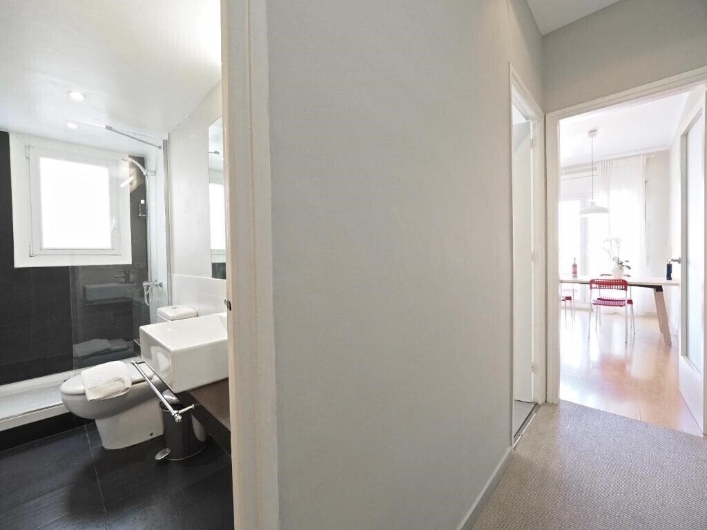 Фотография BarcelonaForRent Sagrada Penthouse (ex. Sagrada Familia) 3*