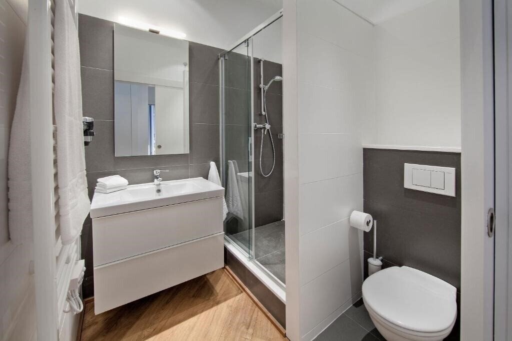 Изображение Habitat Apartments Rambla Deluxe 4*