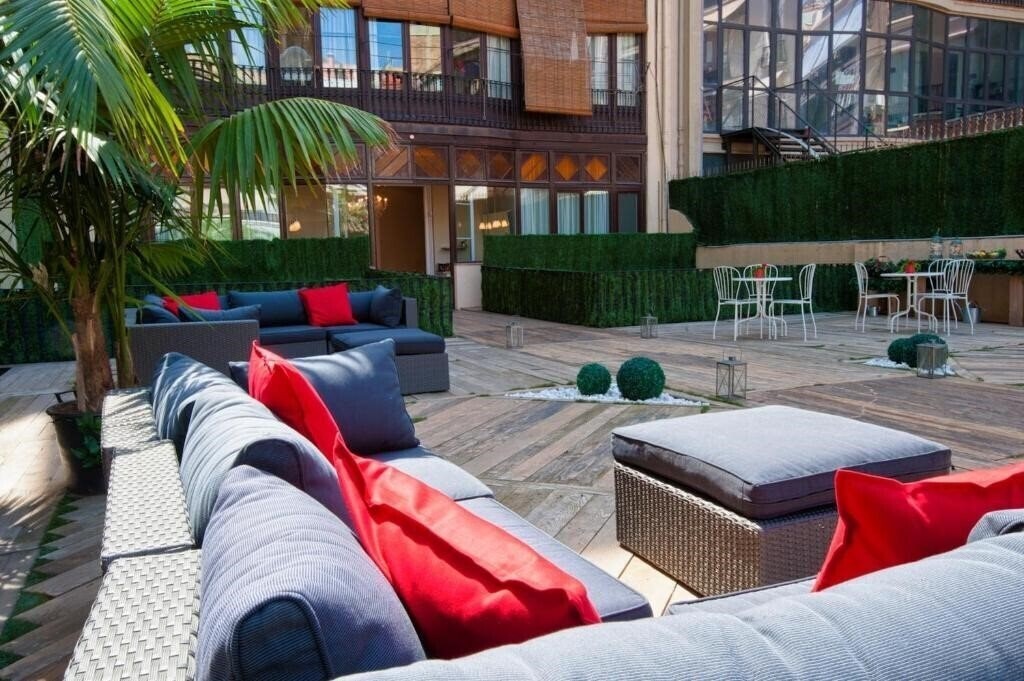 Отель BacHome Terrace B&B 3*