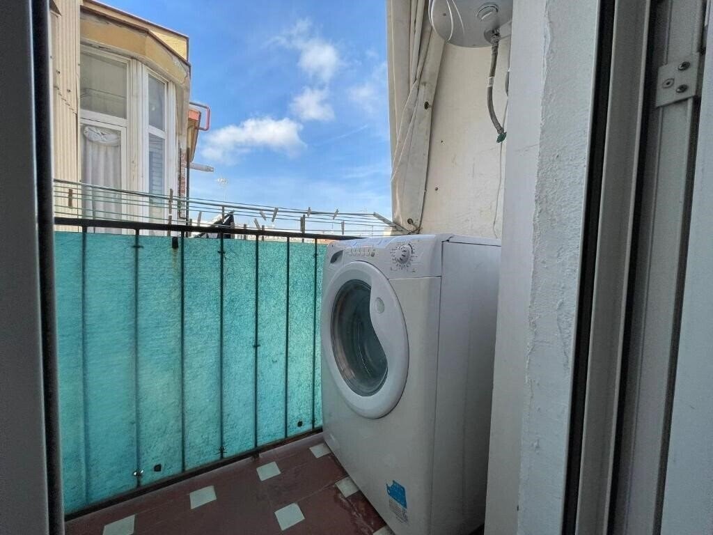 Картинка BarcelonaForRent Market Suites 3*