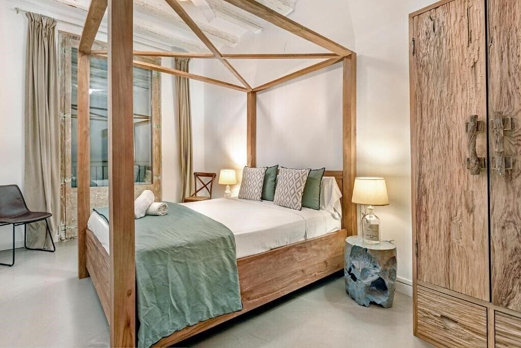 Готель La Guarida Suites 3*