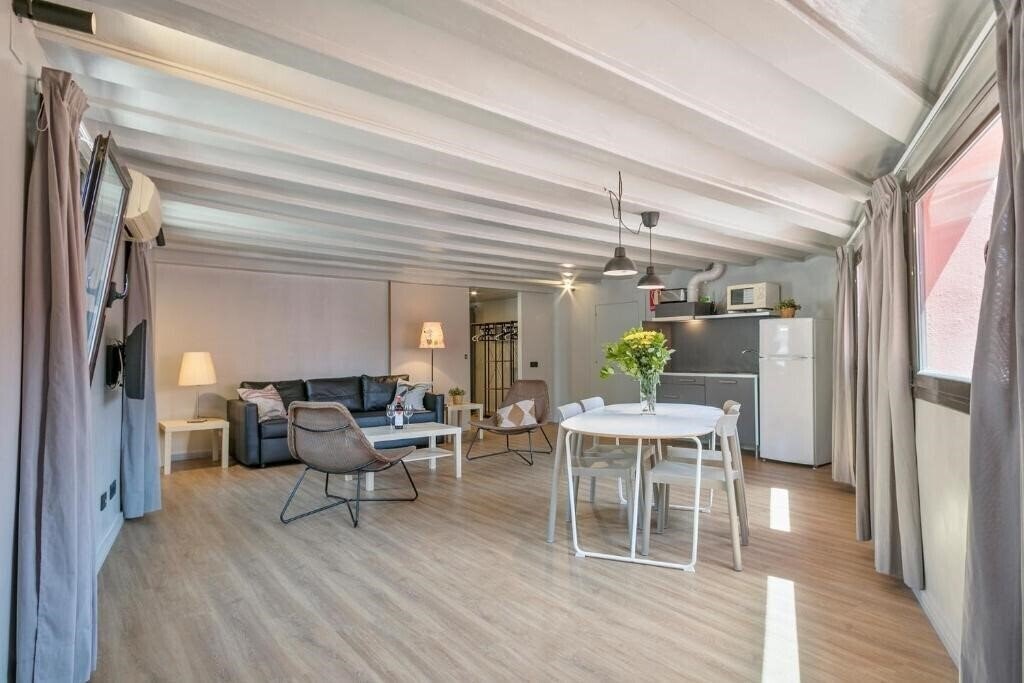 Фото My Address in Plaza Real 3*