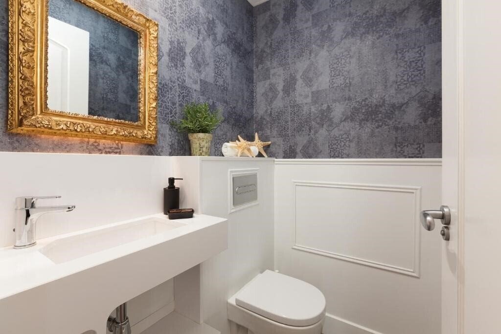 Фотография Enjoybcn Coliseum Apartments 4*