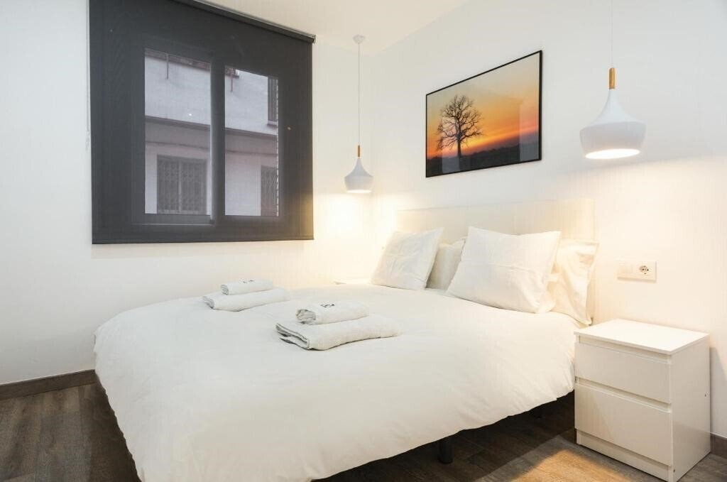 Фото The White Flats Les Corts 4*