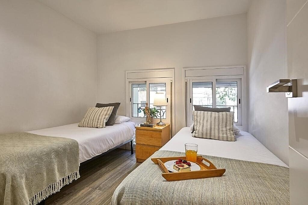 Фото BBarcelona Sant Pau Flats 4*