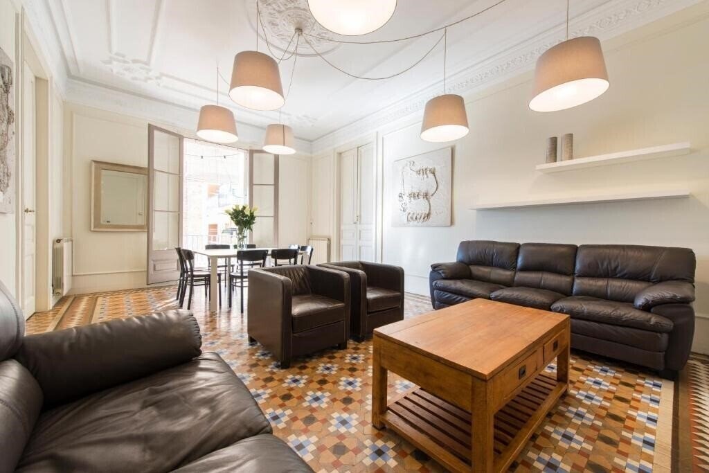 Фото SibsBcn - Rambla Cozy Big Apart Families Friends Business 3*