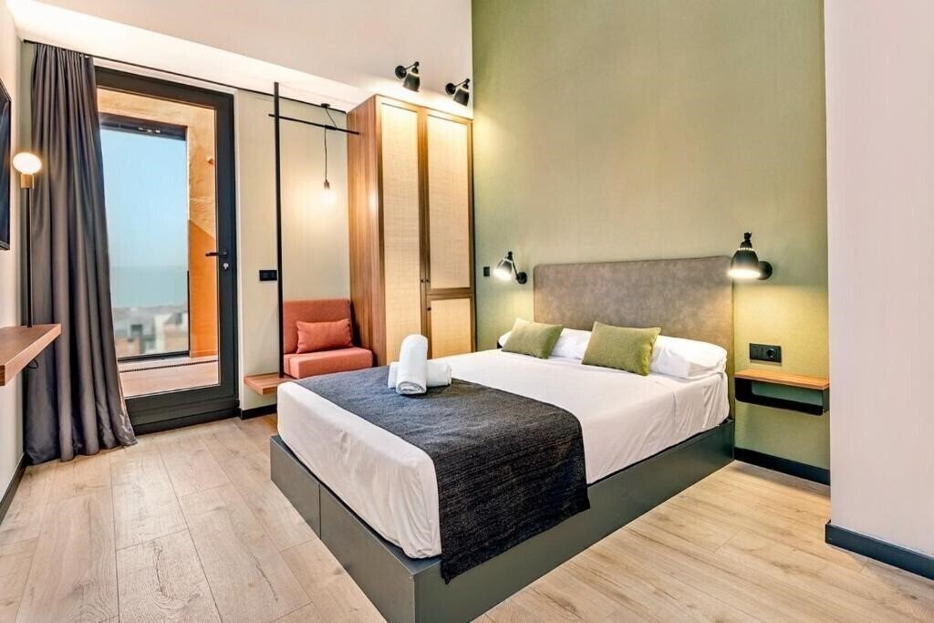 Отель Hotel Orangine 4*