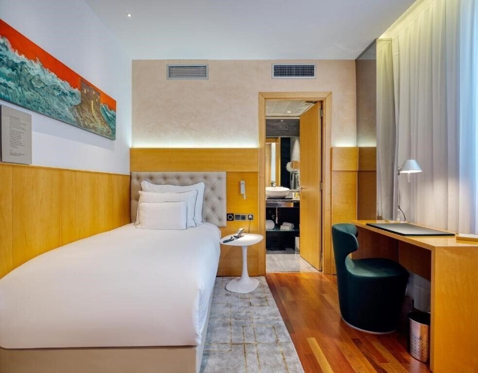 Изображение Sansi Pedralbes 4*