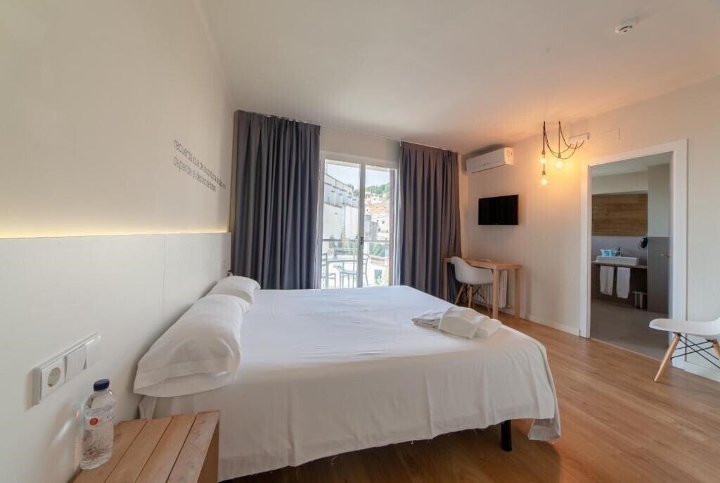 Фото Dynamic Hotels Caldetes Barcelona 3*