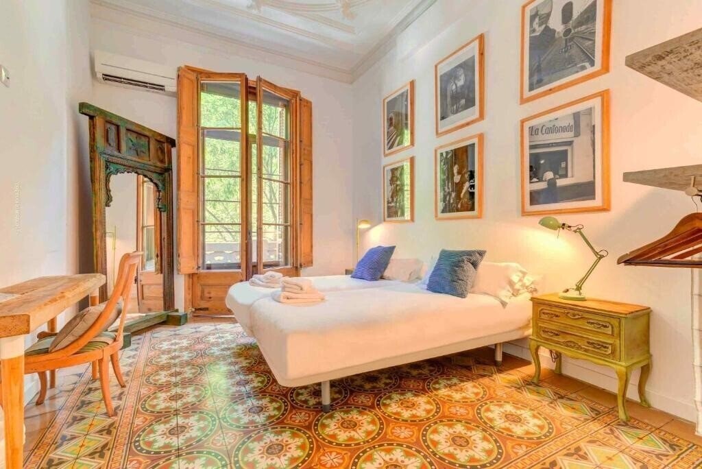 Готель Factory Suites Barcelona 3*