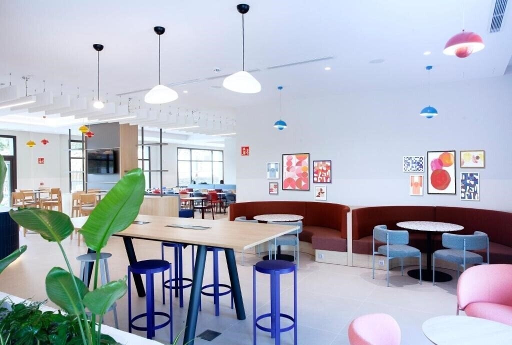 Картинка Holiday Inn Express & Suites Barcelona Sabadell 3*