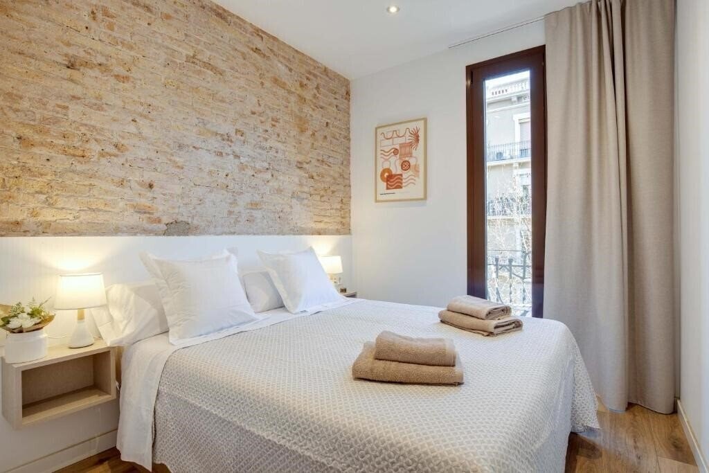 Фотографія Lucasland Apartments Barcelona 3*