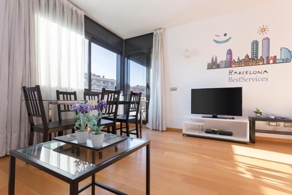 Картинка 1217 - Pool & Beach Nice Apartment II 3*