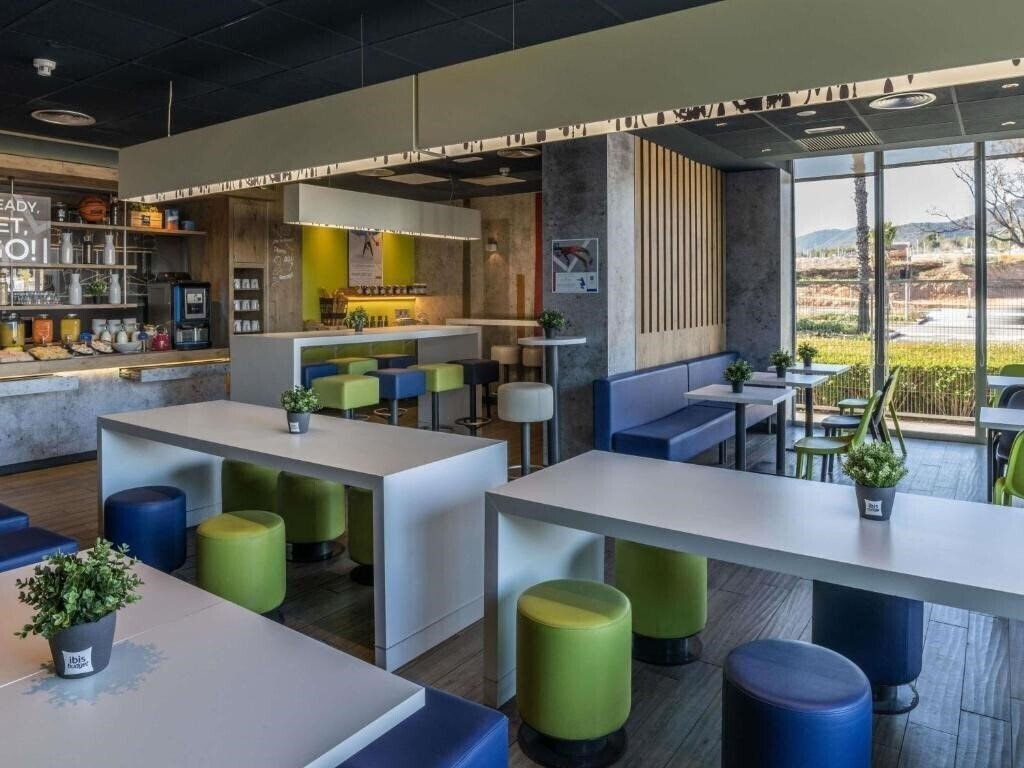 Фотографія Ibis Budget Aeropuerto Barcelona Viladecans 1*