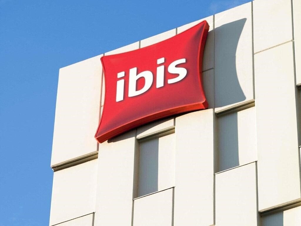 Картинка Ibis Barcelona Santa Coloma 2*