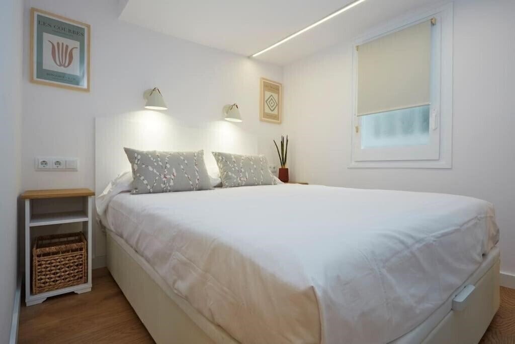 Картинка Acogedor Apartamento en el Eixample 4*