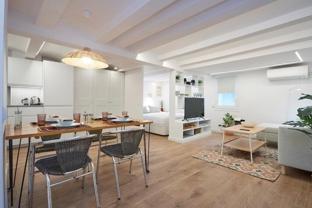 Отель Acogedor Apartamento en el Eixample 4*
