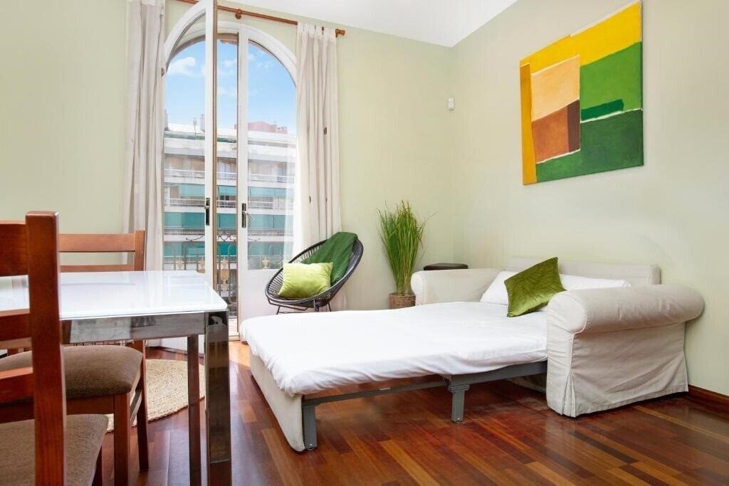 Фото Stay U-Nique Apartments Provenca II 4*